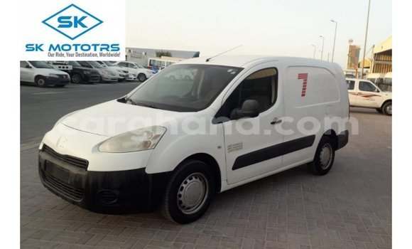 Ra Imported Peugeot Partner funfun Ọkọ̀ in Import - Dubai ni Ashanti Ra Imported Peugeot Partner funfun Ọkọ̀ in Import - Dubai ni Ashanti
