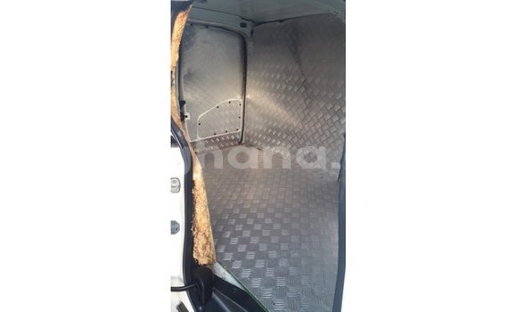 Ra Imported Peugeot Partner funfun Ọkọ̀ in Import - Dubai ni Ashanti Ra Imported Peugeot Partner funfun Ọkọ̀ in Import - Dubai ni Ashanti