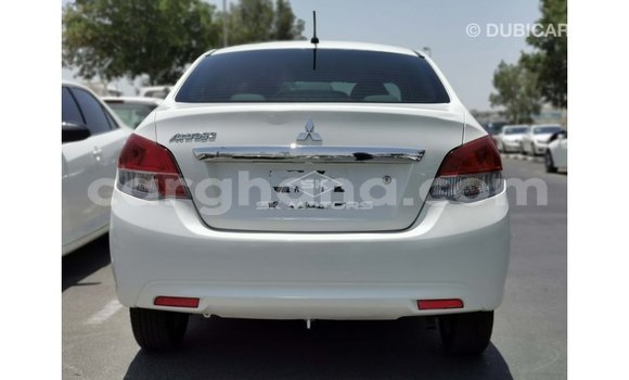 Ra Imported Mitsubishi Attrage funfun Ọkọ̀ in Import - Dubai ni Ashanti Ra Imported Mitsubishi Attrage funfun Ọkọ̀ in Import - Dubai ni Ashanti
