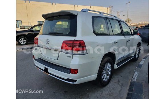 Ra Imported Toyota Land Cruiser funfun Ọkọ̀ in Import - Dubai ni Ashanti Ra Imported Toyota Land Cruiser funfun Ọkọ̀ in Import - Dubai ni Ashanti
