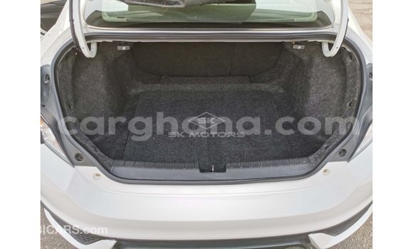 Ra Imported Honda C funfun Mọto in Import - Dubai ni Ashanti Ra Imported Honda C funfun Mọto in Import - Dubai ni Ashanti