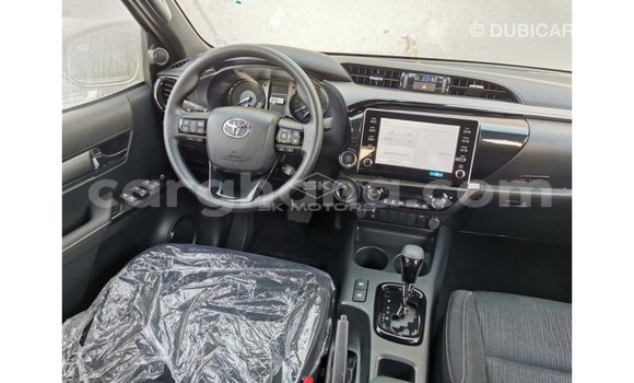 Sayi Imported Toyota Hilux Black Mota in Import - Dubai a Ashanti Sayi Imported Toyota Hilux Black Mota in Import - Dubai a Ashanti