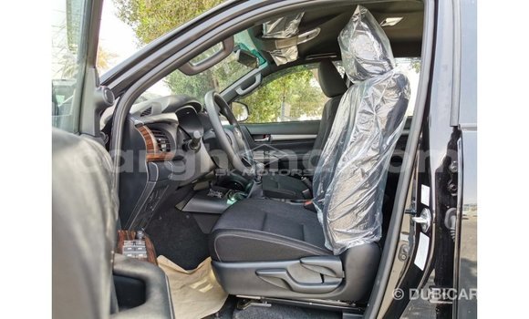 Sayi Imported Toyota Hilux Black Mota in Import - Dubai a Ashanti Sayi Imported Toyota Hilux Black Mota in Import - Dubai a Ashanti