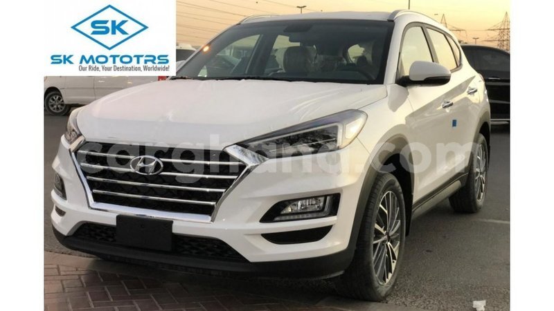 Big with watermark hyundai tucson ashanti import dubai 35244