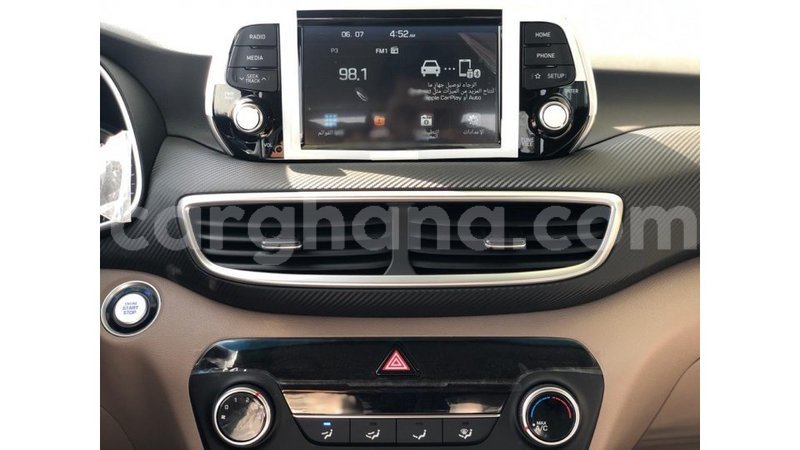 Big with watermark hyundai tucson ashanti import dubai 35244