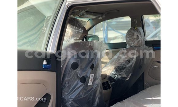 Buy Import Hyundai Tucson White Car in Import - Dubai in Ashanti Buy Import Hyundai Tucson White Car in Import - Dubai in Ashanti