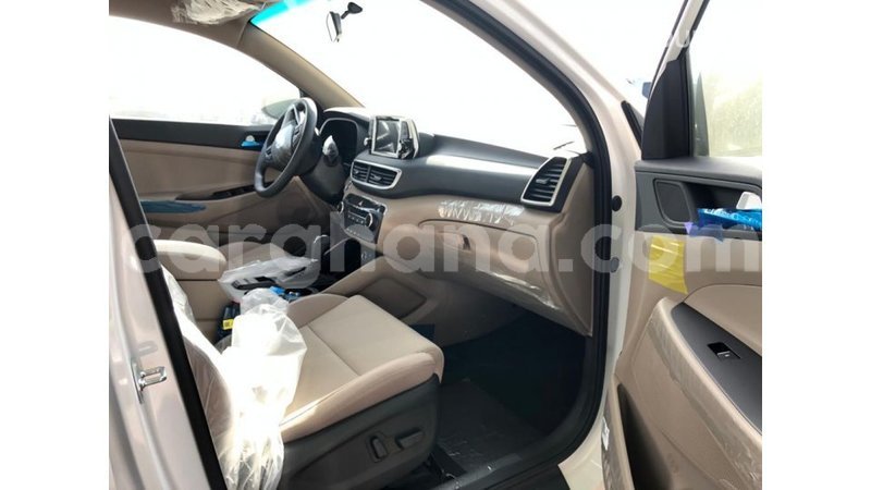 Big with watermark hyundai tucson ashanti import dubai 35244