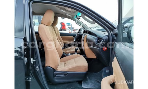 Sayi Imported Toyota Fortuner Black Mota in Import - Dubai a Ashanti Sayi Imported Toyota Fortuner Black Mota in Import - Dubai a Ashanti
