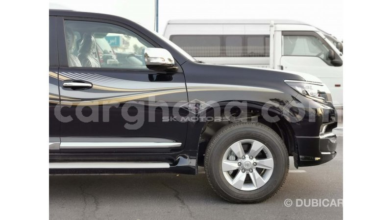 Big with watermark toyota prado ashanti import dubai 35260