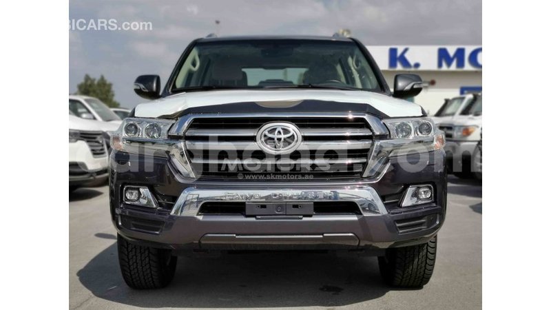 Big with watermark toyota land cruiser ashanti import dubai 35267