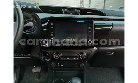 Sayi Imported Toyota Hilux Red Mota in Import - Dubai a Ashanti Sayi Imported Toyota Hilux Red Mota in Import - Dubai a Ashanti