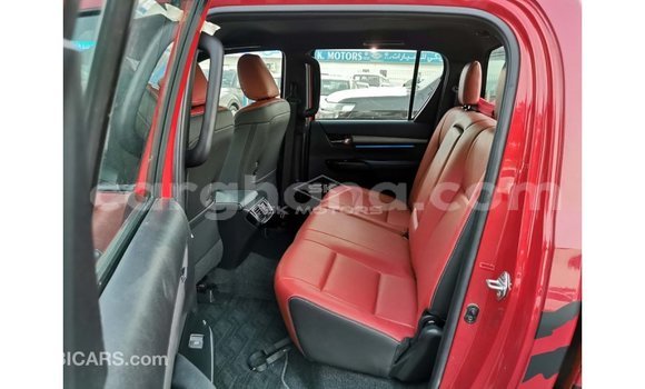 Sayi Imported Toyota Hilux Red Mota in Import - Dubai a Ashanti Sayi Imported Toyota Hilux Red Mota in Import - Dubai a Ashanti