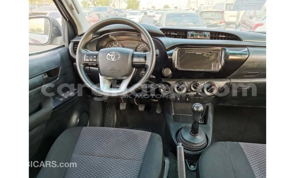 Buy Import Toyota Hilux White Car in Import - Dubai in Ashanti Buy Import Toyota Hilux White Car in Import - Dubai in Ashanti