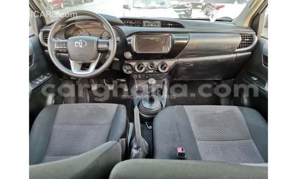 Buy Import Toyota Hilux White Car in Import - Dubai in Ashanti Buy Import Toyota Hilux White Car in Import - Dubai in Ashanti