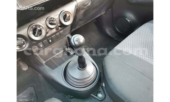 Buy Import Toyota Hilux White Car in Import - Dubai in Ashanti Buy Import Toyota Hilux White Car in Import - Dubai in Ashanti