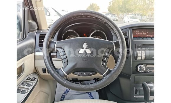 Sayi Imported Mitsubishi Pajero White Mota in Import - Dubai a Ashanti Sayi Imported Mitsubishi Pajero White Mota in Import - Dubai a Ashanti