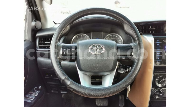 Big with watermark toyota fortuner ashanti import dubai 35294