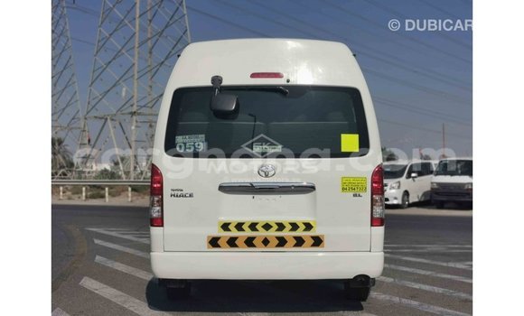Sayi Imported Toyota Hiace White Mota in Import - Dubai a Ashanti Sayi Imported Toyota Hiace White Mota in Import - Dubai a Ashanti