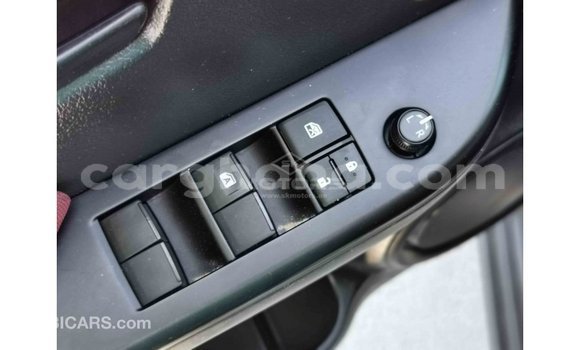 Buy Import Toyota Hilux White Car in Import - Dubai in Ashanti Buy Import Toyota Hilux White Car in Import - Dubai in Ashanti