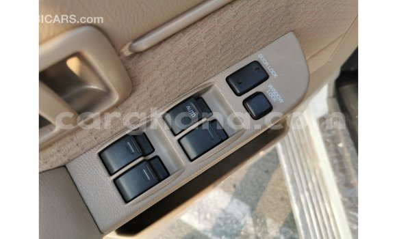 Ra Imported Toyota Land Cruiser funfun Ọkọ̀ in Import - Dubai ni Ashanti Ra Imported Toyota Land Cruiser funfun Ọkọ̀ in Import - Dubai ni Ashanti