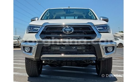 Sayi Imported Toyota Hilux White Mota in Import - Dubai a Ashanti Sayi Imported Toyota Hilux White Mota in Import - Dubai a Ashanti