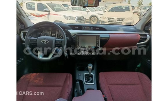 Sayi Imported Toyota Hilux White Mota in Import - Dubai a Ashanti Sayi Imported Toyota Hilux White Mota in Import - Dubai a Ashanti