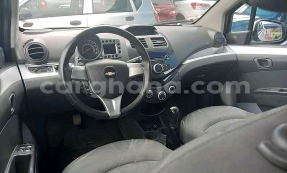 Ra Àlòkù Chevrolet Spark funfun Ọkọ̀ in Accra ni Greater Accra Ra Àlòkù Chevrolet Spark funfun Ọkọ̀ in Accra ni Greater Accra