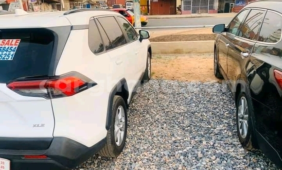 Sayi Na hannu Toyota Highlander White Mota in Accra a Greater Accra Sayi Na hannu Toyota Highlander White Mota in Accra a Greater Accra