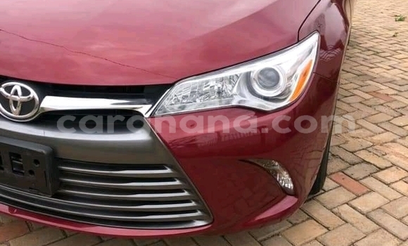 Sayi Na hannu Toyota Camry Red Mota in Accra a Greater Accra Sayi Na hannu Toyota Camry Red Mota in Accra a Greater Accra