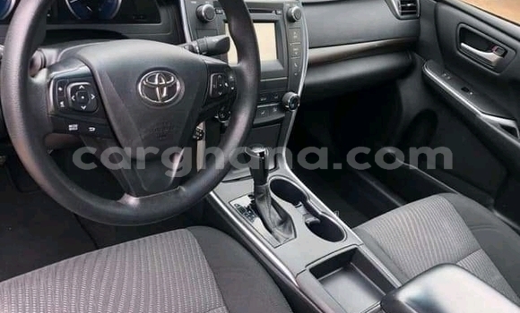 Sayi Na hannu Toyota Camry Red Mota in Accra a Greater Accra Sayi Na hannu Toyota Camry Red Mota in Accra a Greater Accra
