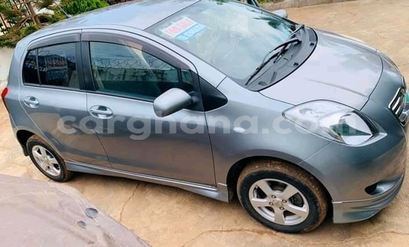 Ra Àlòkù Toyota Vitz Miiran Ọkọ̀ in Accra ni Greater Accra