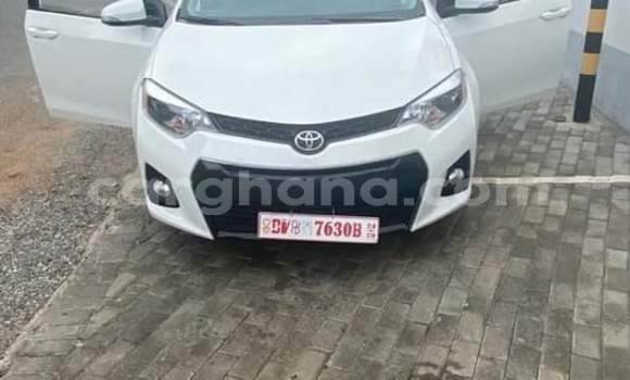 Buy Used Toyota Corolla White Car in Sekondi–Takoradi Metropolitan in Western Buy Used Toyota Corolla White Car in Sekondi–Takoradi Metropolitan in Western