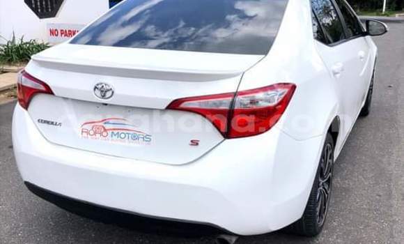 Ra Àlòkù Toyota Corolla funfun Ọkọ̀ in Sekondi–Takoradi Metropolitan ni Oorun Ra Àlòkù Toyota Corolla funfun Ọkọ̀ in Sekondi–Takoradi Metropolitan ni Oorun