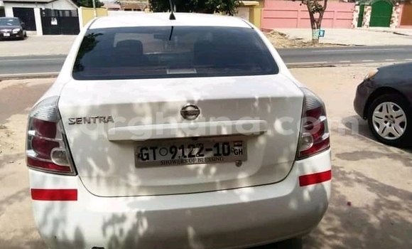 Buy Used Nissan Sentra White Car in Accra in Greater Accra Buy Used Nissan Sentra White Car in Accra in Greater Accra