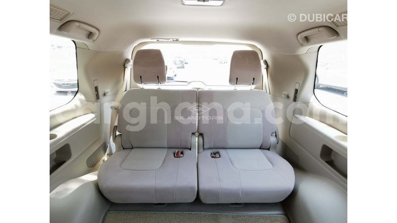 Big with watermark toyota land cruiser ashanti import dubai 35448