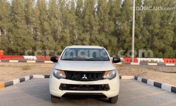 Ra Imported Mitsubishi L200 funfun Ọkọ̀ in Import - Dubai ni Ashanti Ra Imported Mitsubishi L200 funfun Ọkọ̀ in Import - Dubai ni Ashanti