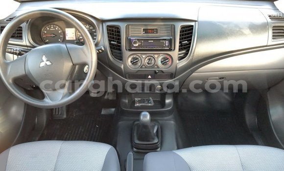 Ra Imported Mitsubishi L200 funfun Ọkọ̀ in Import - Dubai ni Ashanti Ra Imported Mitsubishi L200 funfun Ọkọ̀ in Import - Dubai ni Ashanti
