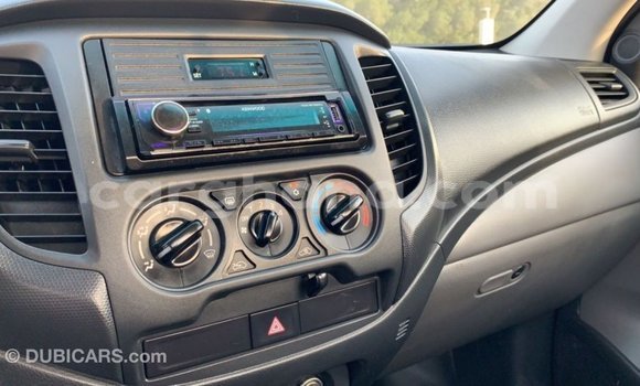 Ra Imported Mitsubishi L200 funfun Ọkọ̀ in Import - Dubai ni Ashanti Ra Imported Mitsubishi L200 funfun Ọkọ̀ in Import - Dubai ni Ashanti