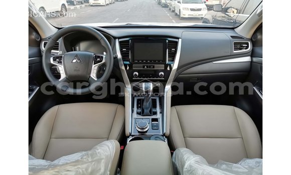 Sayi Imported Mitsubishi Montero White Mota in Import - Dubai a Ashanti Sayi Imported Mitsubishi Montero White Mota in Import - Dubai a Ashanti