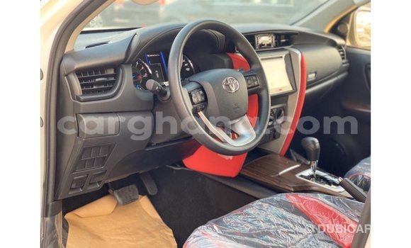 Buy Import Toyota Fortuner White Car in Import - Dubai in Ashanti Buy Import Toyota Fortuner White Car in Import - Dubai in Ashanti