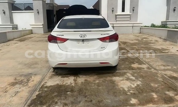 Buy Used Hyundai Elantra White Car in Sekondi–Takoradi Metropolitan in Western