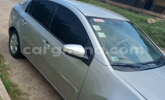 Sayi Na hannu Nissan Sentra Azurfa Mota in Sekondi–Takoradi Metropolitan a Yamma