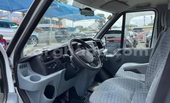 Sayi Na hannu Ford Fiesta White Mota in Sekondi–Takoradi Metropolitan a Yamma Sayi Na hannu Ford Fiesta White Mota in Sekondi–Takoradi Metropolitan a Yamma