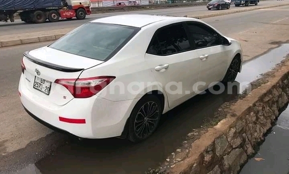 Buy Used Toyota Corolla White Car in Accra in Greater Accra Buy Used Toyota Corolla White Car in Accra in Greater Accra