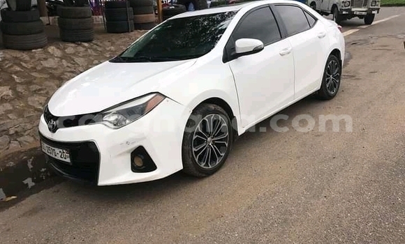 Buy Used Toyota Corolla White Car in Accra in Greater Accra Buy Used Toyota Corolla White Car in Accra in Greater Accra