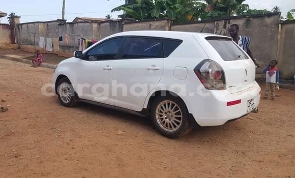 Sayi Na hannu Pontiac Vibe White Mota in Accra a Greater Accra Sayi Na hannu Pontiac Vibe White Mota in Accra a Greater Accra