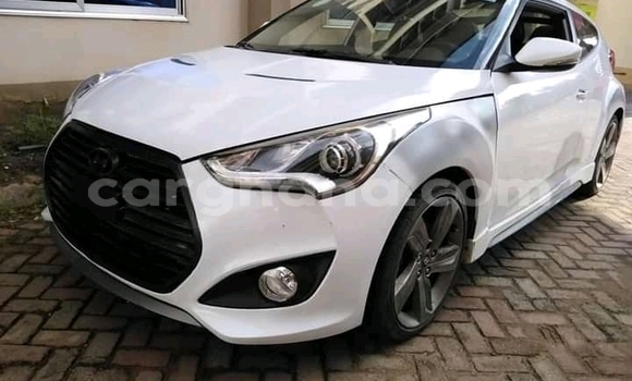 Sayi Na hannu Hyundai Veloster White Mota in Accra a Greater Accra Sayi Na hannu Hyundai Veloster White Mota in Accra a Greater Accra