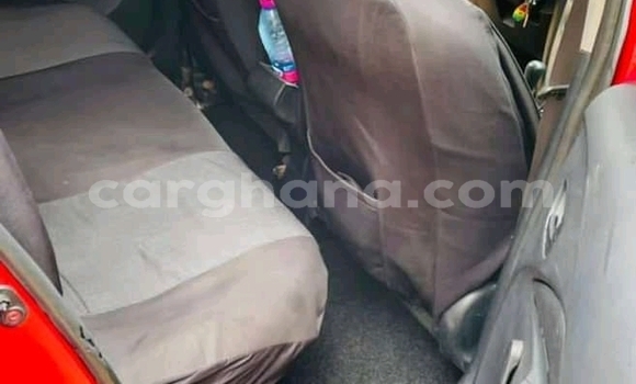 Sayi Na hannu Toyota Yaris Red Mota in Accra a Greater Accra Sayi Na hannu Toyota Yaris Red Mota in Accra a Greater Accra