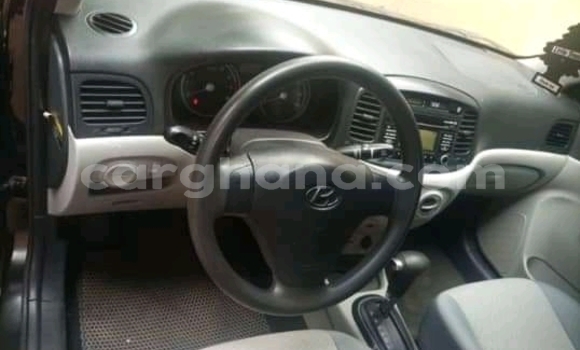 Sayi Na hannu Hyundai Accent Black Mota in Accra a Greater Accra Sayi Na hannu Hyundai Accent Black Mota in Accra a Greater Accra