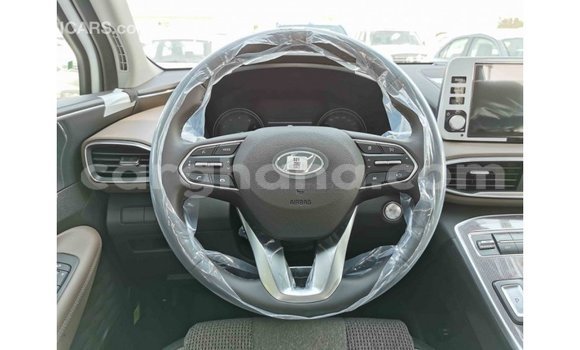 Ra Imported Hyundai Santa Fe funfun Ọkọ̀ in Import - Dubai ni Ashanti Ra Imported Hyundai Santa Fe funfun Ọkọ̀ in Import - Dubai ni Ashanti